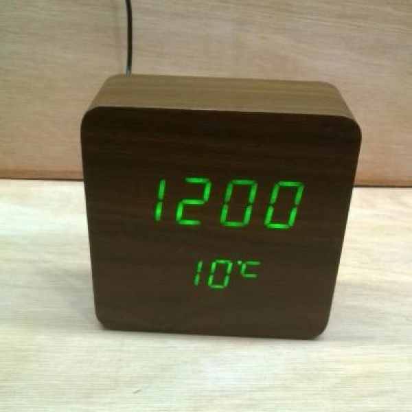 Купить Часы настольные электронные VST-872-4 (006675)