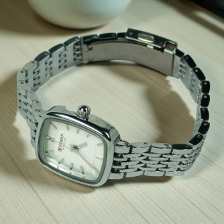 Купить Часы женские на браслете Curren M9093 d-26*23 (013939)