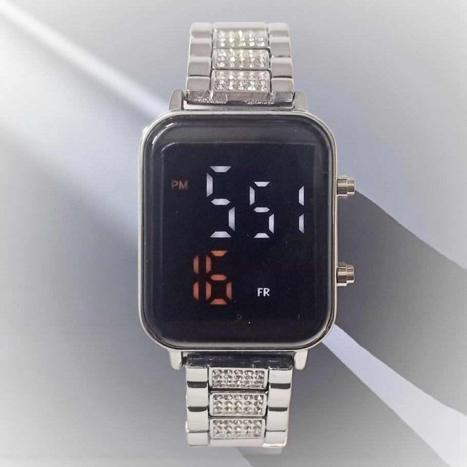 Купить Часы женские на браслете d-38*32 (014066)