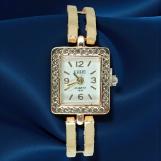 Часы женские на браслете EHHE-10 d-22*20 (013975)