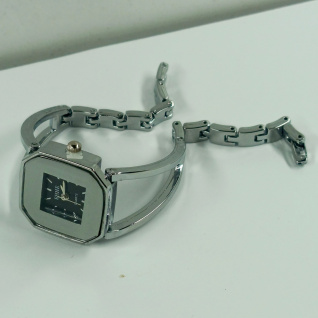 Купить Часы женские на браслете EHHE-N-46 d-23*23 (014765)