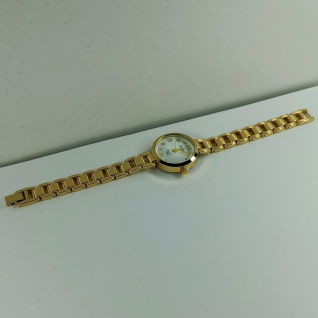 Купить Часы женские на браслете EHHE-N-95 d-28 (014823)