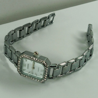 Купить Часы женские на браслете EHHE-N-55 d-25*20 (014774)