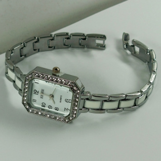 Купить Часы женские на браслете EHHE-N-35 d-22*28 (014754)