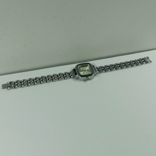 Купить Часы женские на браслете EHHE-N-52 d-21*21 (014771)