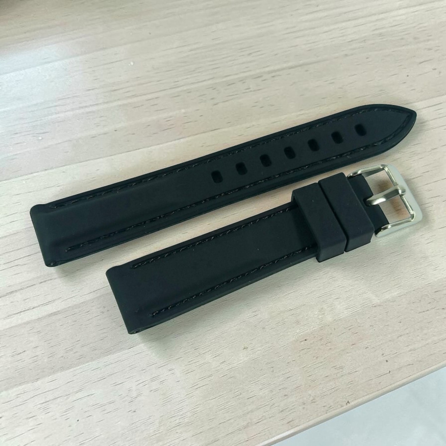 Купить Ремінець силікон U20-1 18mm L- 200mm (010298) чорний