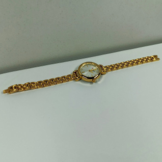 Купить Часы женские на браслете Curren M9098 d-28 (014928)