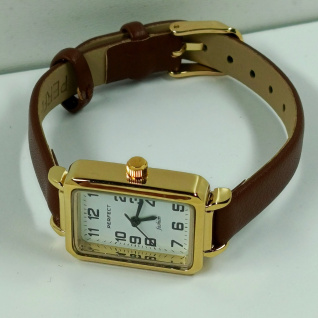Купить Годинник жіночий на ремні Perfect L112G-02 d-21*28 (014856) (К-5902) золото